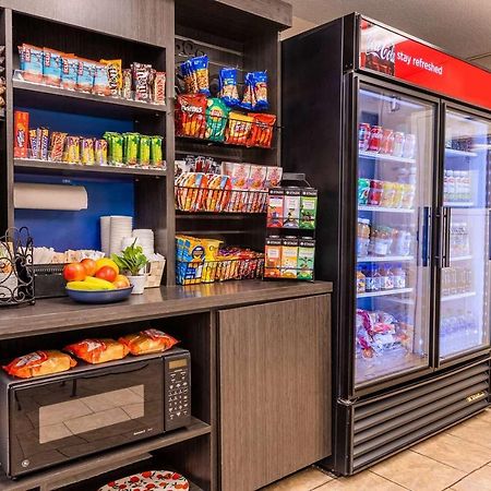 Sonesta Simply Suites Oklahoma City Airport エクステリア 写真