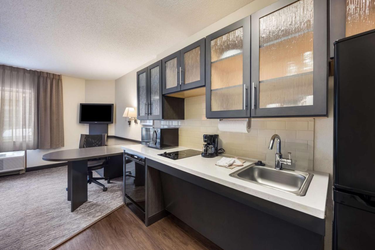 Sonesta Simply Suites Oklahoma City Airport エクステリア 写真
