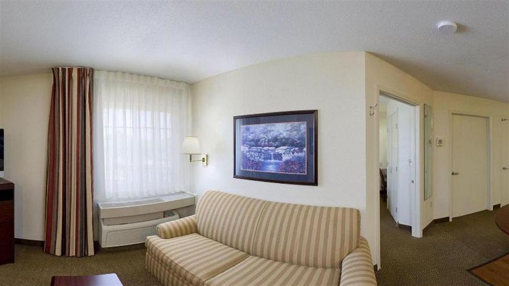 Sonesta Simply Suites Oklahoma City Airport エクステリア 写真