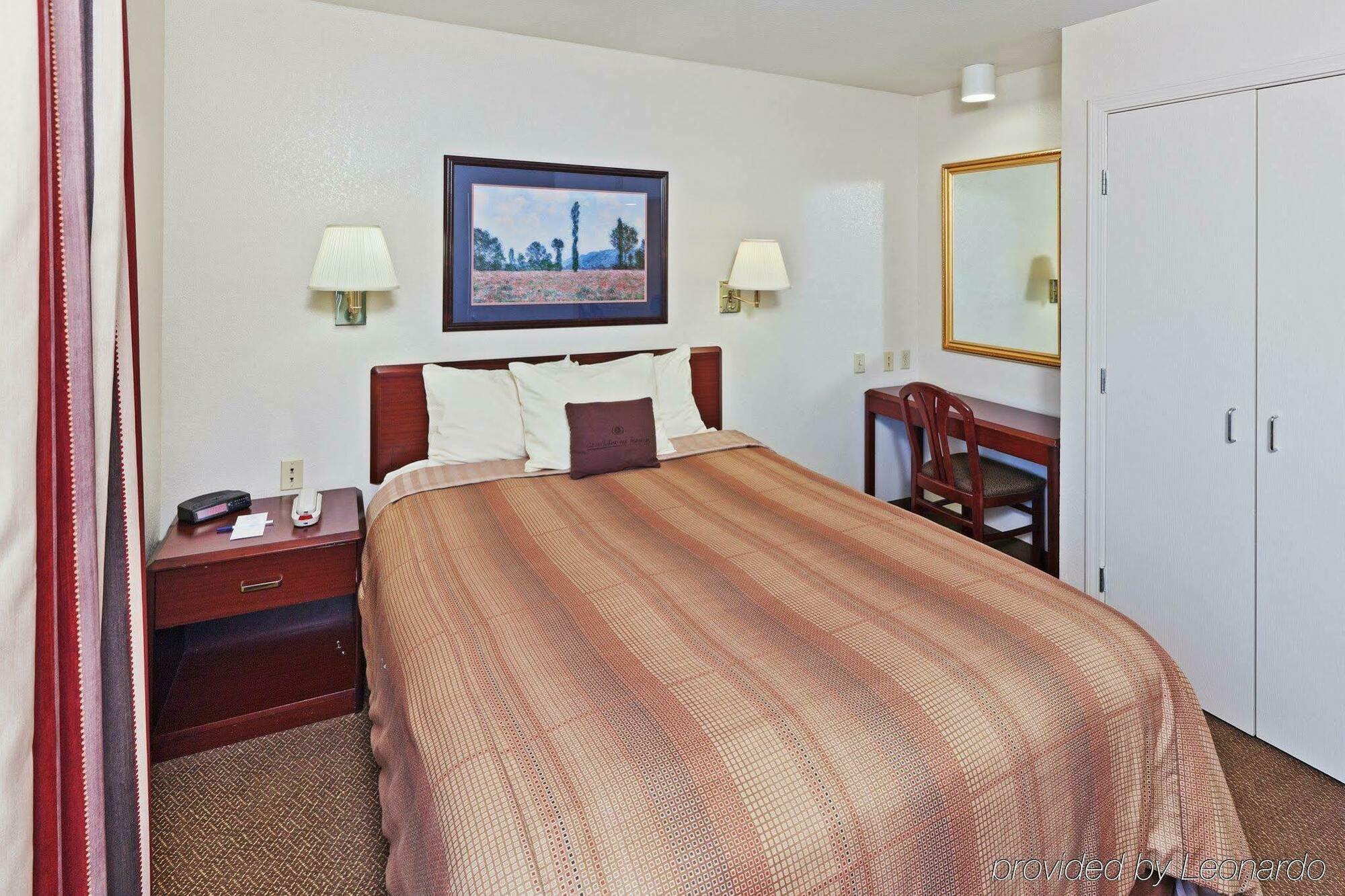 Sonesta Simply Suites Oklahoma City Airport エクステリア 写真