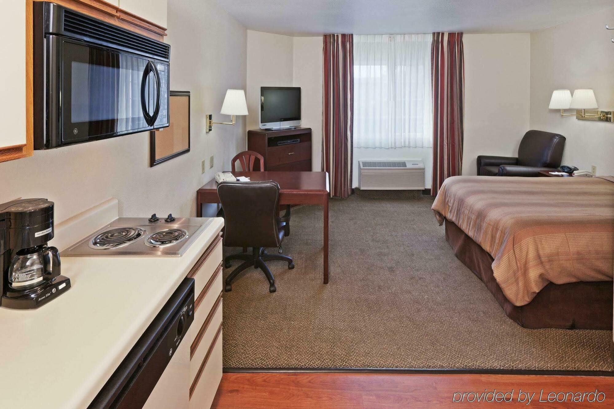 Sonesta Simply Suites Oklahoma City Airport エクステリア 写真